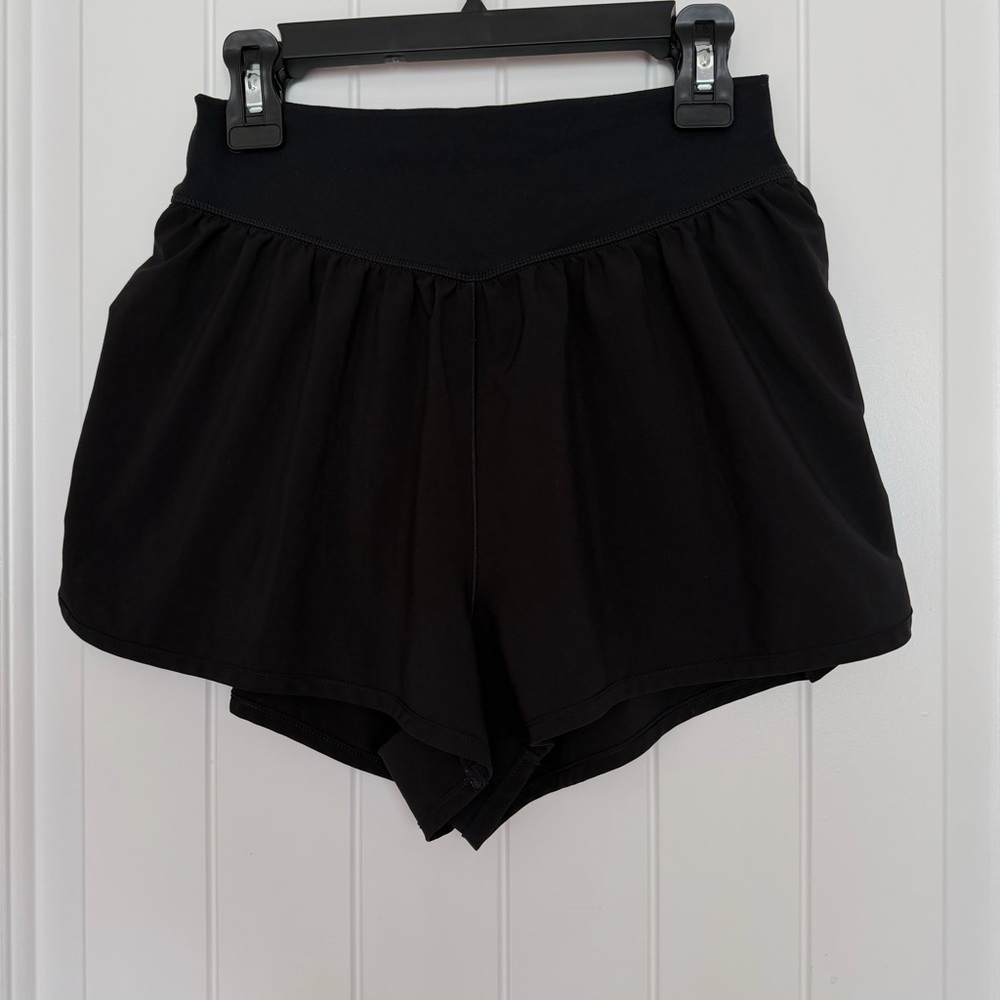 Offline by Aerie Real Me Crossover Flowy Women’s XS Shorts Black Athletic Gym